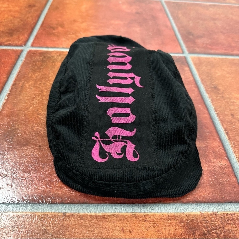 Marc Vachon Newsboy Graphic Hat in Scripted Pink - Picture 5 of 9